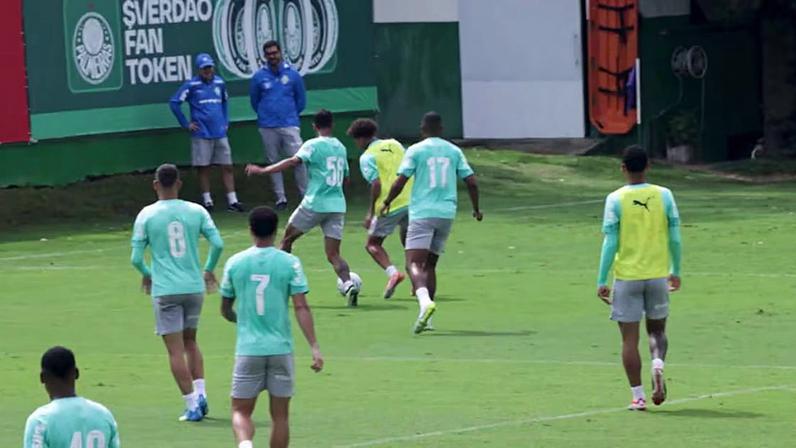 O Palmeiras realizou nesta terça-feira (31), na Academia de Futebol, mais uma sessão de treino em preparação ao confronto com o Grêmio, quinta (02), na Arena Crefisa Barueri.