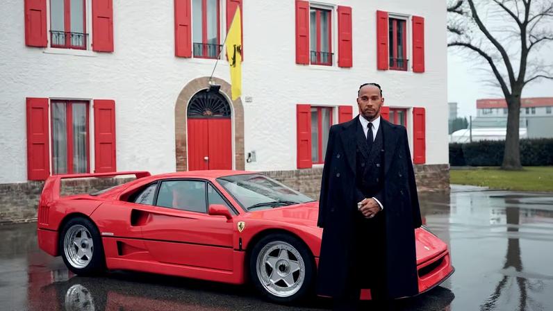 Hamilton aparece em encontro de carros no Japão com Ferrari de 28 milhões