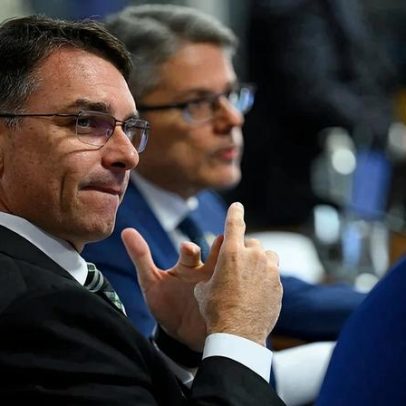 Bolsonarismo tensiona alianças e afasta Centrão de Flávio Bolsonaro