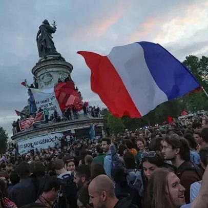 Franceses vão às urnas em eleições municipais a um ano das presidenciais