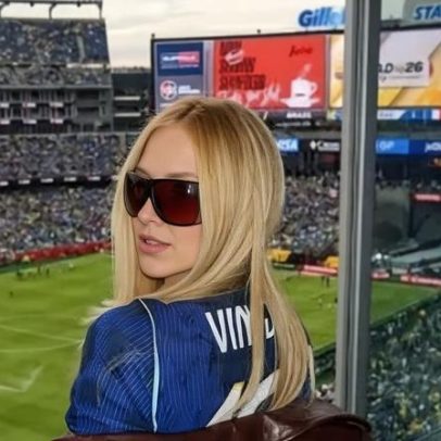 Virginia acompanha Vinícius Júnior nos EUA e abre álbum de fotos