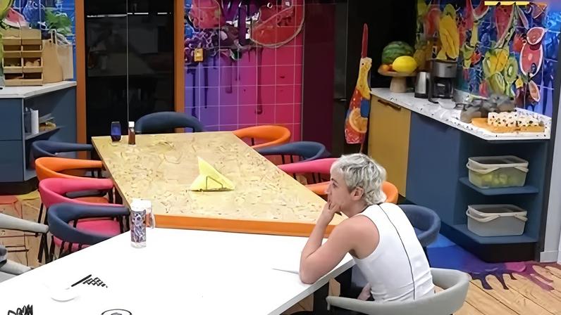 Clima esquentou entre os brothers na cozinha