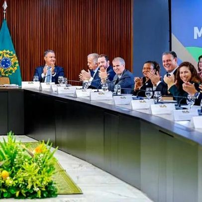 Saída de 18 ministros redefine a Esplanada