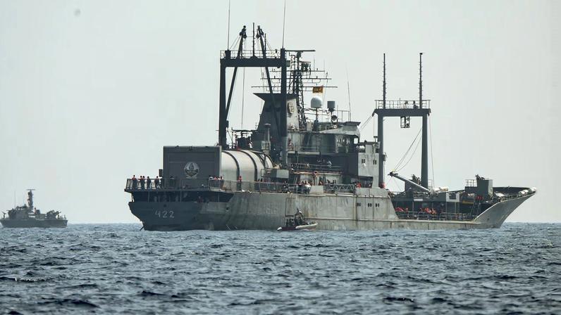 Sri Lanka Navy conducts rescue operations off the coast of Colombo