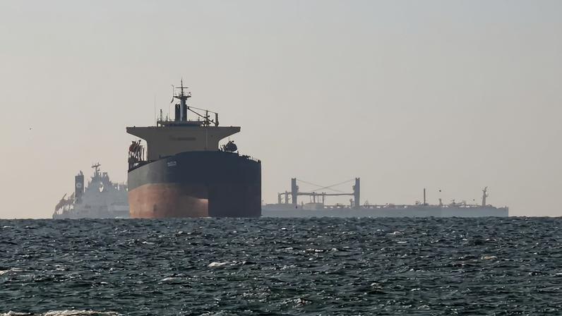 Reações ao pedido de Trump para assegurar o Estreito de Hormuz