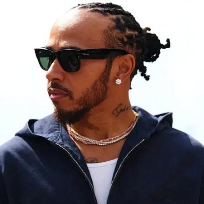 Lewis Hamilton surge no Japão com Ferrari F40 avaliada em 28 milhões
