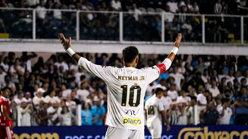 Parças cobram Ancelotti, mas Neymar não é alvo de cobrança