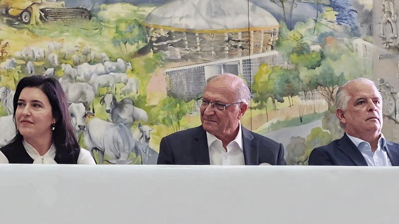 Simone Tebet recebeu as boas-vindas de Alckmin no evento de sua filiação ao PSB na Alesp: "Estamos felizes e honrados"
