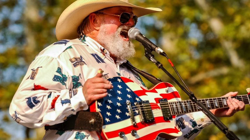 Holograma de Charlie Daniels vai cantar em base militar