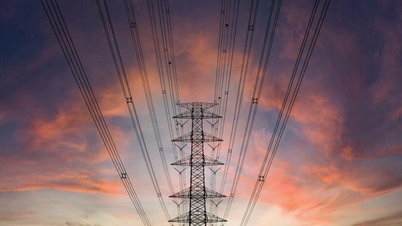 Canadenses e colombianos negociam M&A em transmissão no Brasil