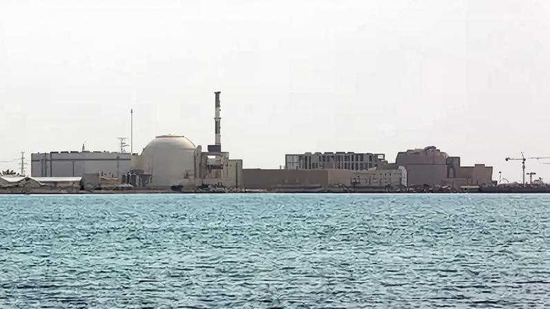 Vista da Usina Nuclear de Bushehr, Irã, em 28 de abril de 2024