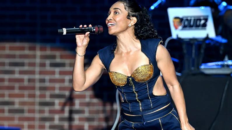 Chilli do TLC afirma não ser MAGA após repost de teoria sobre Michelle Obama