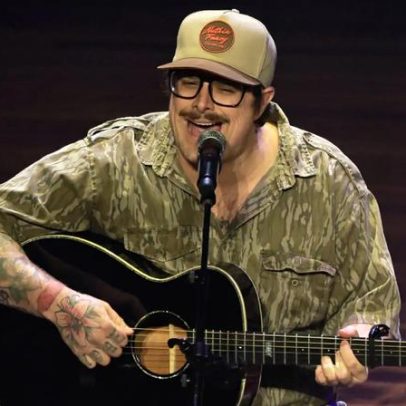 Hardy lança música sobre tiroteio escolar chamada Tommy Made the News