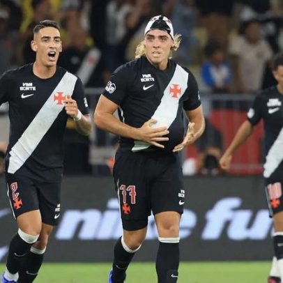 Vasco vira o jogo e vence o Fluminense pelo Brasileirão com gols no fim