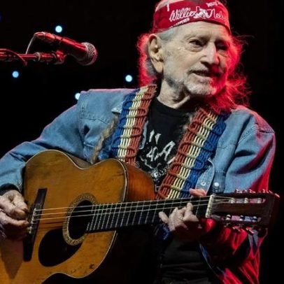 Festival Outlaw Music de Willie Nelson retorna com Avett Brothers, Wilco e Crow