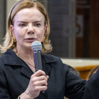 Congresso apoia parlamentar para assumir vaga de Gleisi Hoffmann