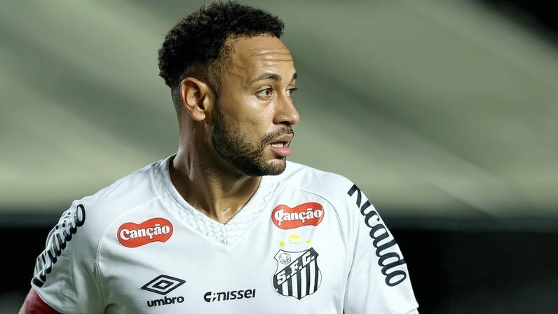 Neymar em ação pelo Santos na Vila Belmiro (Foto: Léo Barrilari/GazetaPress)