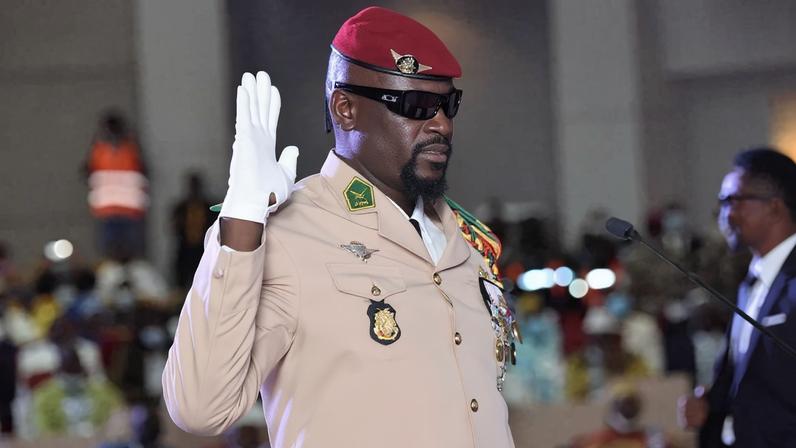 Guiné dissolve 40 partidos, incluindo os principais da oposição