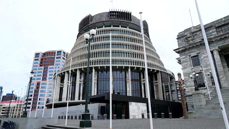 Nova Zelândia pode endurecer regras de imigração por preocupações com crimes