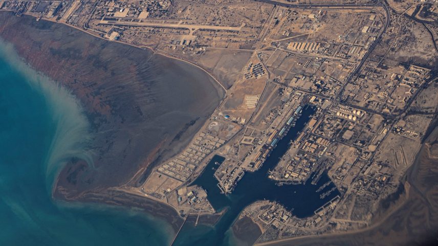 Oficial da ONU pede passagem de carga humanitária pelo Estreito de Hormuz