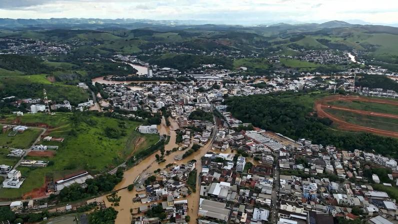 Cataguases é mais uma cidade mineira com enchentes após temporais – foto: Corpo de Bombeiros de Minas Gerais
