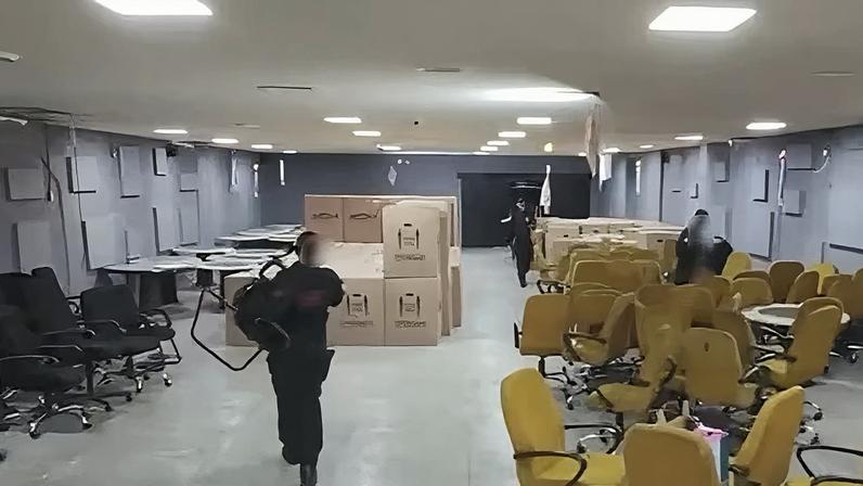 Agentes do MPRJ cumpriram mandado de busca e apreensão no local