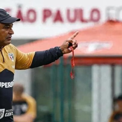 São Paulo encerra preparação para duelo com Atlético-MG e viaja com desfalque