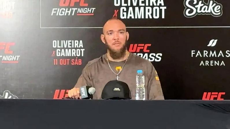 Valter Walker promete enfrentar lutador brasileiro no UFC