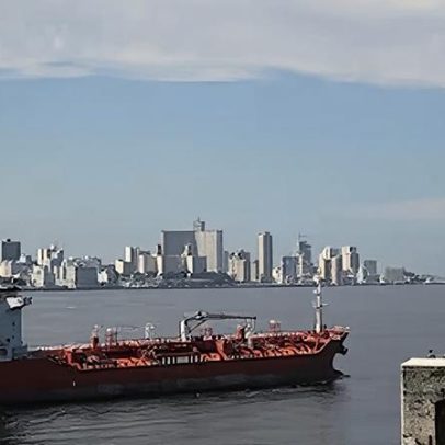 Navio russo com combustível segue para Cuba apesar do embargo dos EUA