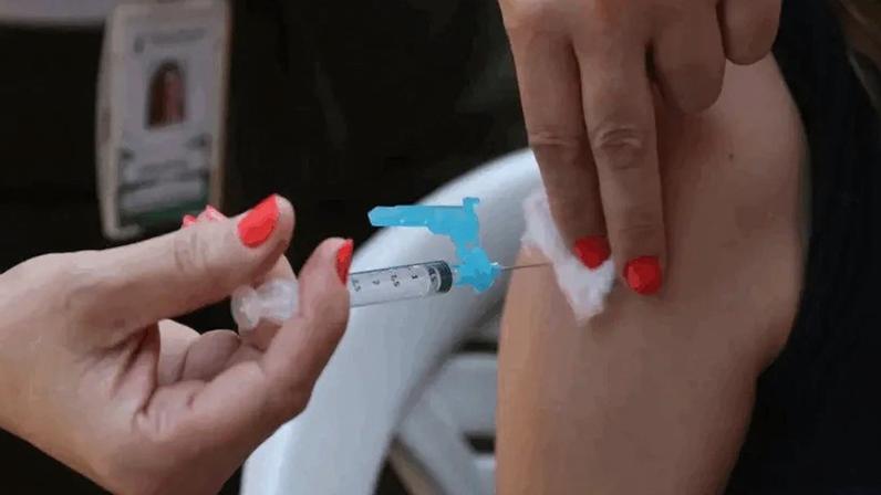 Vacinação contra gripe começa neste sábado