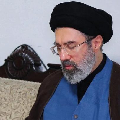 Quem é Mojtaba Khamenei, novo líder supremo do Irã