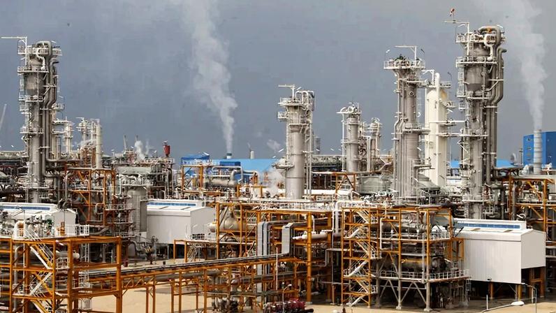 Phases 3 and 4 of the South Pars gas field is seen in the southern Iranian port of Asaluyeh on Jan. 27, 2011.