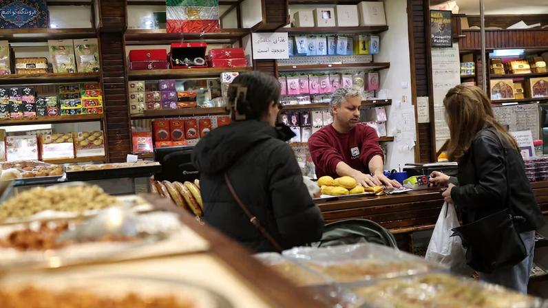 Diáspora iraniana no Reino Unido enfrenta medo pelo conflito no Irã