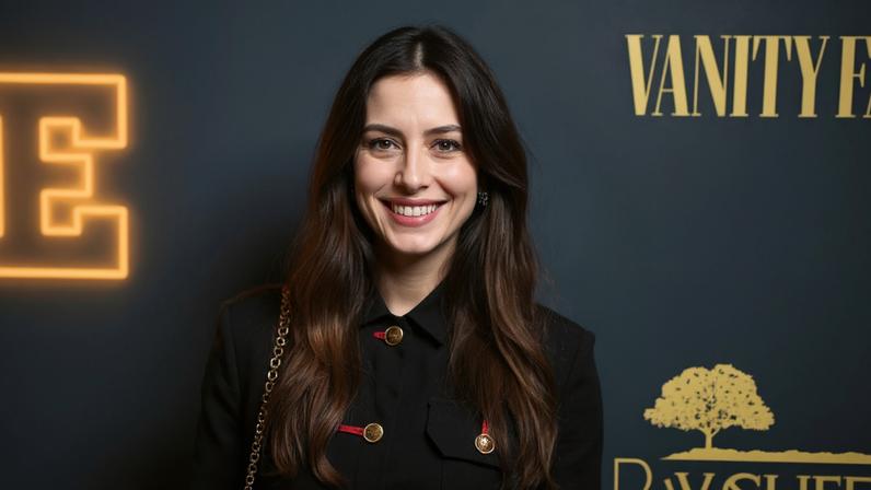 Anne Hathaway fala sobre lidar com estresse: fama e maternidade