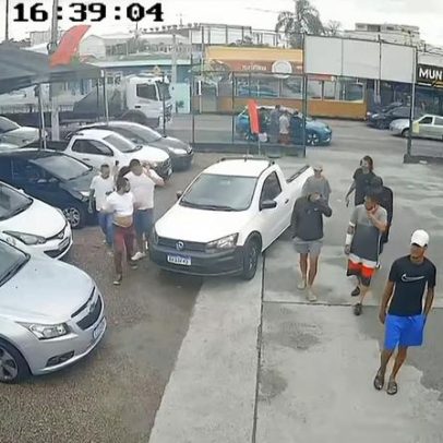 Polícia recupera 13 carros roubados de revenda em Florianópolis