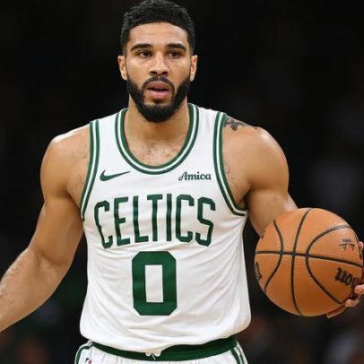 Jayson Tatum tem data de retorno à NBA marcada, diz jornalista