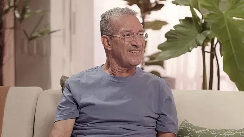 Joel Dias do Amaral, 63, superou o mieloma múltiplo e, após a doença o deixar sem andar, celebrou a vitória correndo a São Silvestre em dezembro de 2025