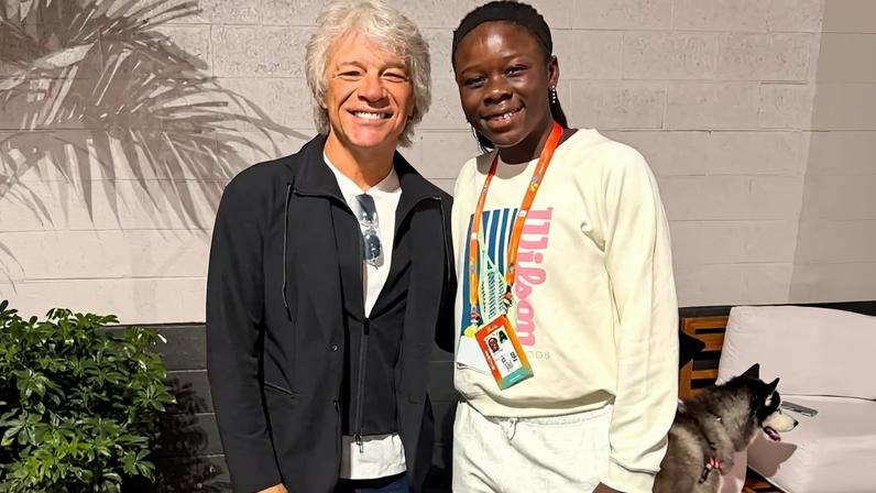 Jon Bon Jovi e Victoria Mboko (Foto: WTA/ Instagram)