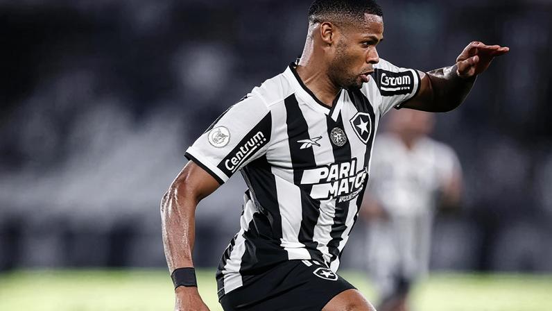 Atlético-MG e Botafogo avançam em acordo por atacante Júnior Santos