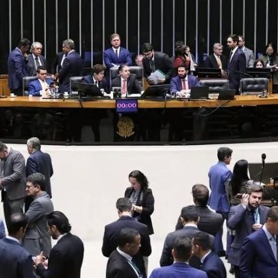 Especialistas lançam livro sobre preparação para debates em período eleitoral