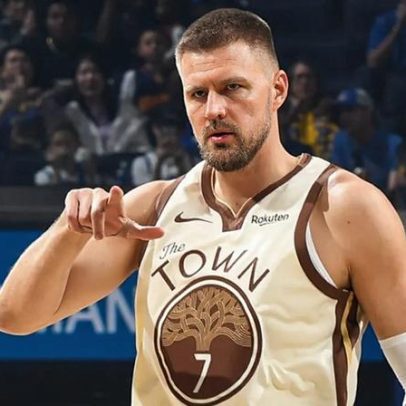 Warriors e Kristaps Porzingis discutem extensão de contrato