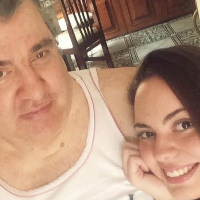 Filha de Gerson Brenner rebate críticas por ir de ônibus ao velório do pai