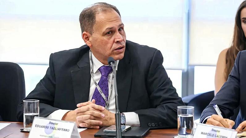 Tagliaferro está na Itália, onde enfrenta um pedido de extradição. Mesmo assim, Moraes considerou a localização incerta e o citou por edital. (Foto: LR Moreira/TSE)