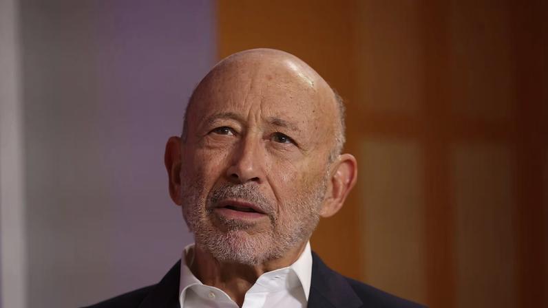 Lloyd Blankfein também expressou preocupação com o crescimento do crédito privado nas carteiras de investidores individuais.