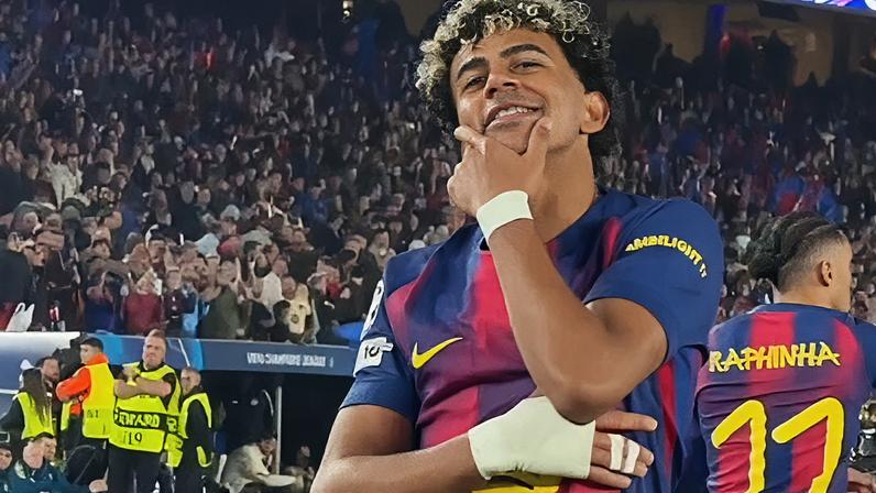 Lamine Yamal homenageia Neymar em comemoração