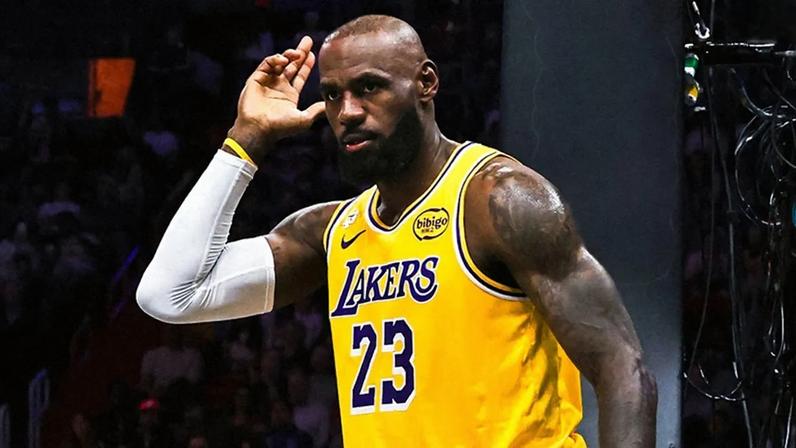 LeBron James ampliou o próprio recorde em sua carreira na NBA