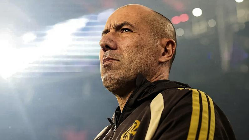 Leonardo Jardim no comando do Flamengo diante do Cruzeiro (Foto: Gilvan de Souza/Flamengo)