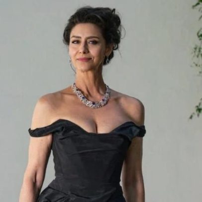 Maria Fernanda Cândido é a primeira brasileira a usar joias Tiffany no Oscar 2026