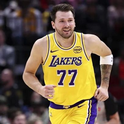 Luka Doncic e defesa brilham na vitória do Lakers sobre Rockets