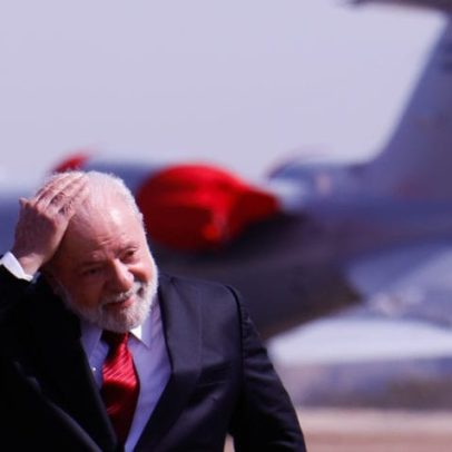 Lula visita centro de manutenção da Latam em São Carlos